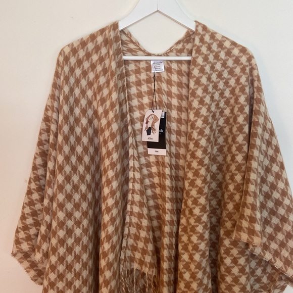 All Threads Tan & Beige Somerset Wrap Cardigan - One size fits most - Picture 5 of 8